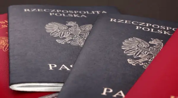 Ile lat jest ważny paszport? Sprawdź, aby uniknąć problemów podróżnych