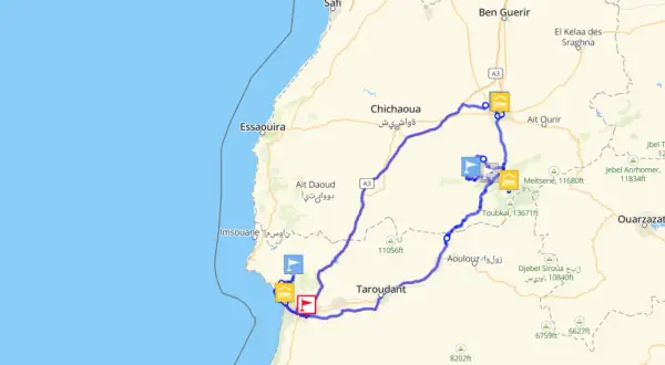 Mapa drogowa Maroka z zaznaczoną trasą. Widać wybrzeże Atlantyku, miasta Essaouira, Taroudant, Ouarzazate. Marrakesz gdzie leży, jest poza tym fragmentem mapy.